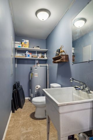 698 Tooley Branch Rd, Westmoreland, TN 37186