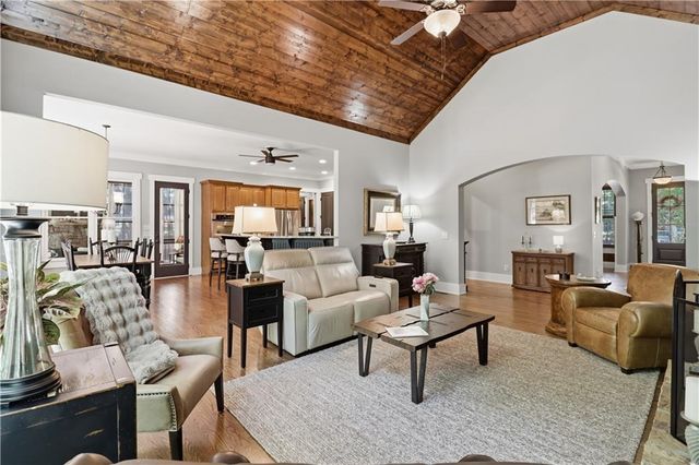 62 Chula Drive, Big Canoe, GA 30143