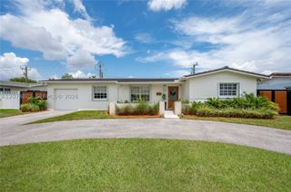 9441 SW 52nd Ter, Miami, FL 33165