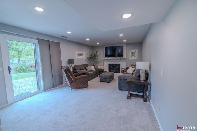 4931 S 67 Street, Lincoln, NE 68516