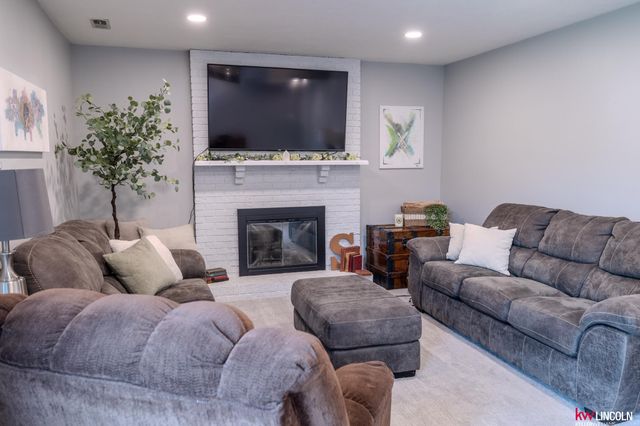 4931 S 67 Street, Lincoln, NE 68516