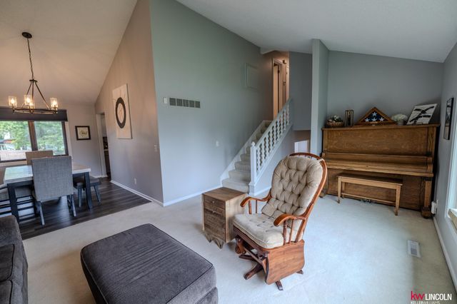 4931 S 67 Street, Lincoln, NE 68516