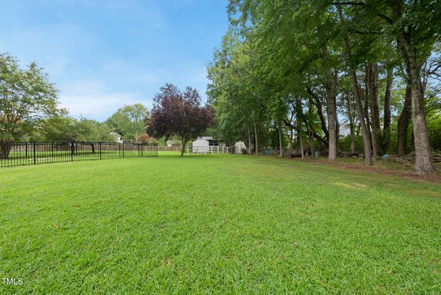 5800 Clearsprings Drive, Wake Forest, NC 27587