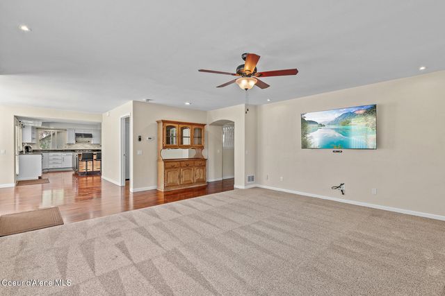 2760 N White Pines DR, Coeur D'alene, ID 83815