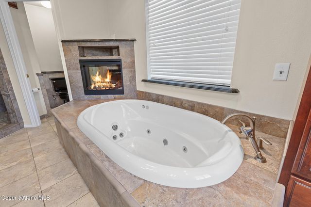 2760 N White Pines DR, Coeur D'alene, ID 83815