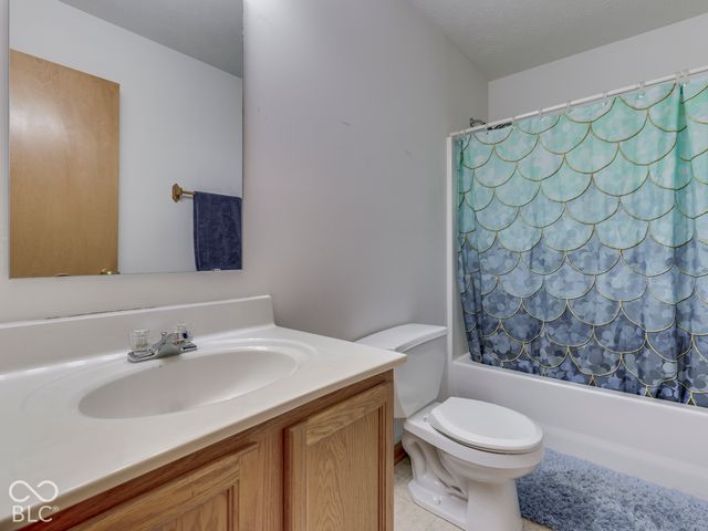 973 Thornwood Drive, Greenwood, IN 46143