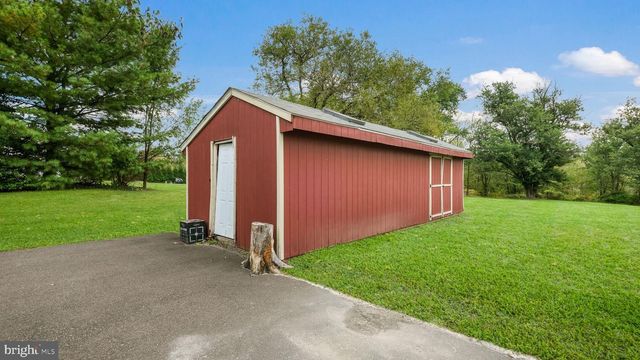 1110 MILL RD, Hatfield, PA 19440
