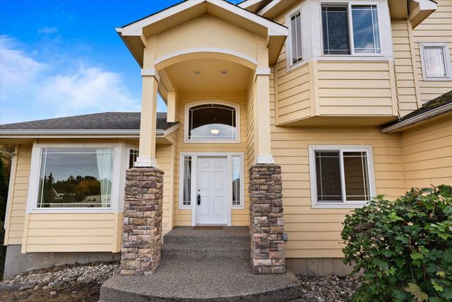 2503 W Saint Thomas More Way, Spokane, WA 99208