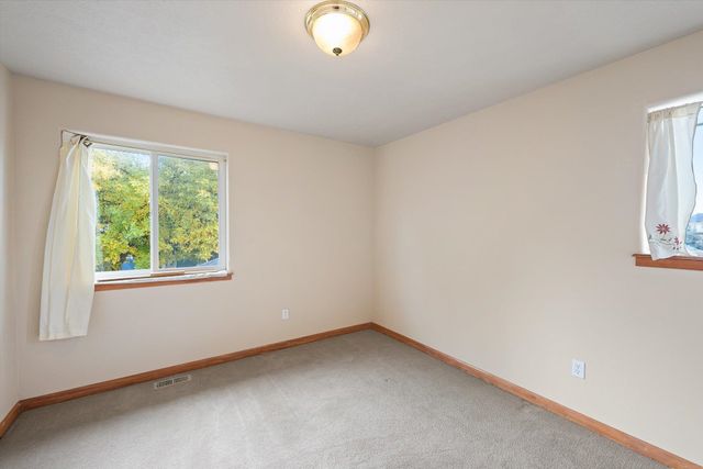 2503 W Saint Thomas More Way, Spokane, WA 99208