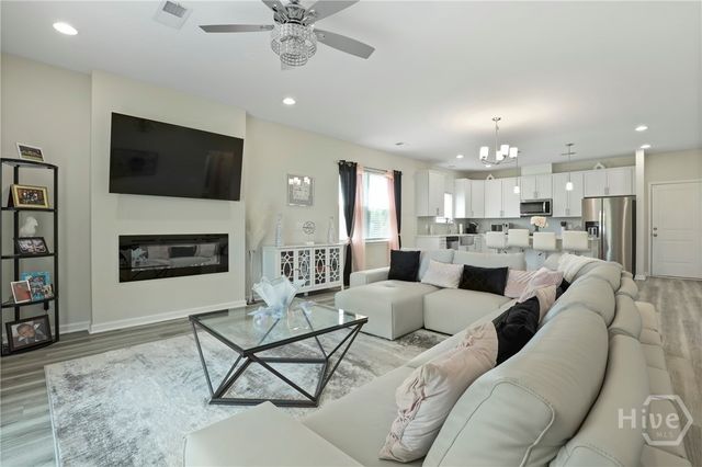 117 Mettler Loop, Richmond Hill, GA 31324