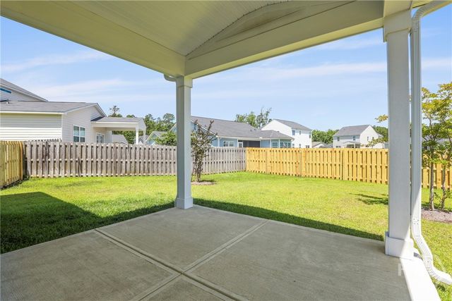 117 Mettler Loop, Richmond Hill, GA 31324