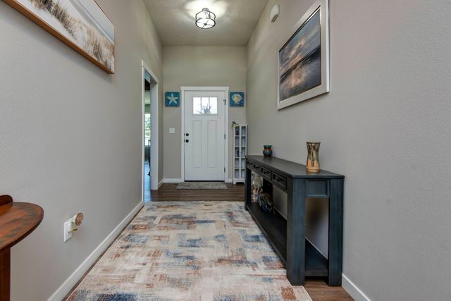 1502 W Parkview Avenue, Ozark, MO 65721