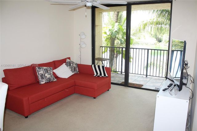 14211 N Kendall Drive 207E, Miami, FL 33186