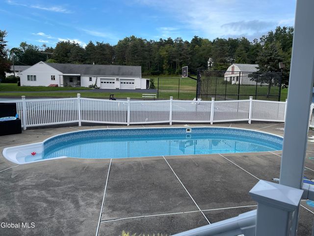 70 Town Office Road, Troy, NY 12180