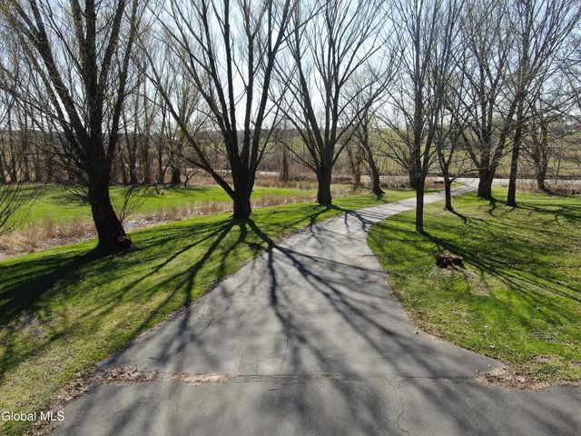 70 Town Office Road, Troy, NY 12180