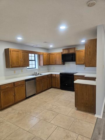 1240 Church Street, Benton, AR 72015