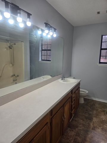 1240 Church Street, Benton, AR 72015