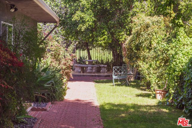 1070 Norumbega Drive, Monrovia, CA 91016