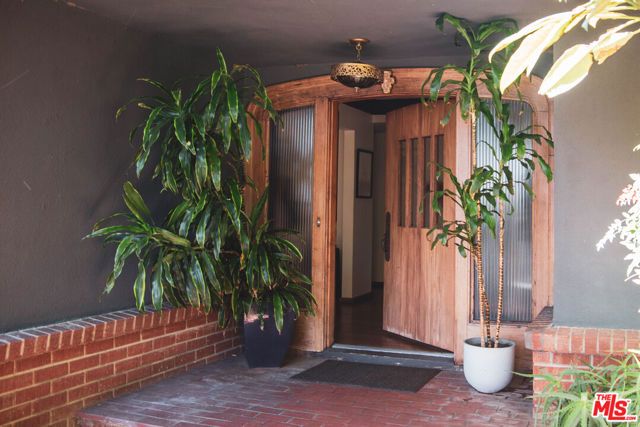 1070 Norumbega Drive, Monrovia, CA 91016