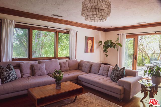 1070 Norumbega Drive, Monrovia, CA 91016