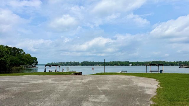 13214 Captain Circle, Willis, TX 77318