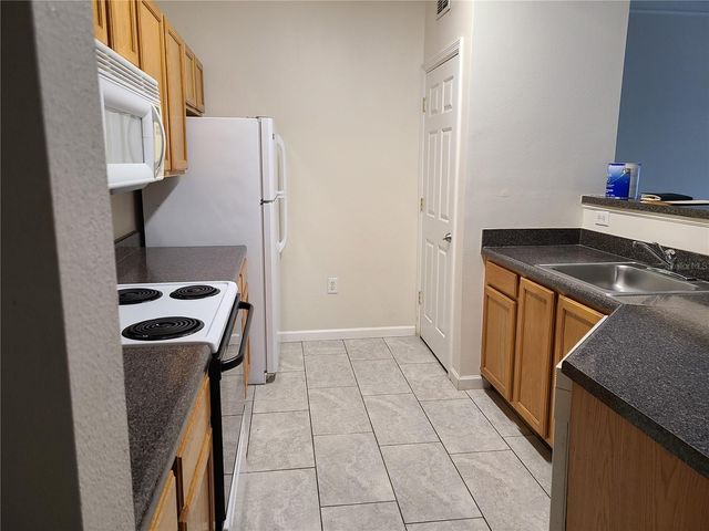 4802 51ST STREET W 602, Bradenton, FL 34210