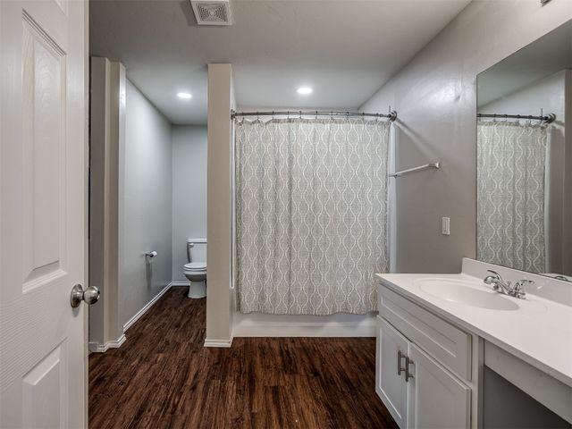 9900 Ruger Road, Yukon, OK 73099