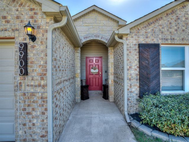 9900 Ruger Road, Yukon, OK 73099