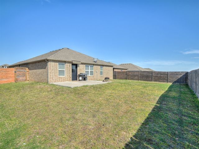 9900 Ruger Road, Yukon, OK 73099