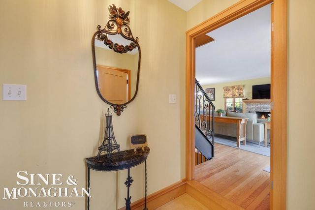 15808 -15810 Windmill Pointe Drive, Grosse Pointe Park, MI 48230