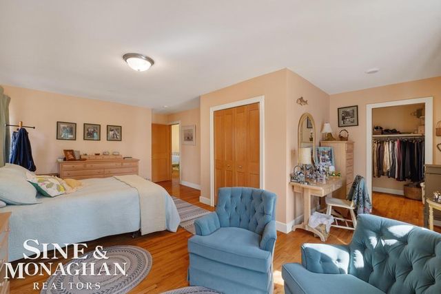 15808 -15810 Windmill Pointe Drive, Grosse Pointe Park, MI 48230