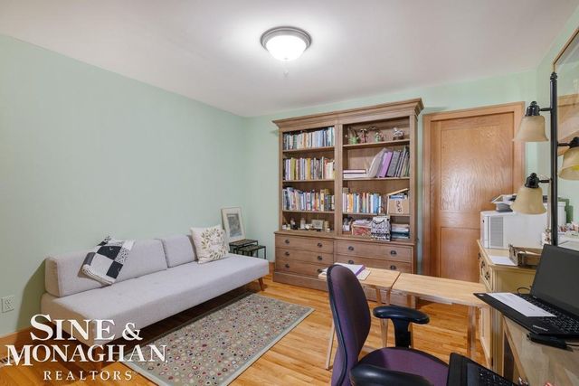 15808 -15810 Windmill Pointe Drive, Grosse Pointe Park, MI 48230