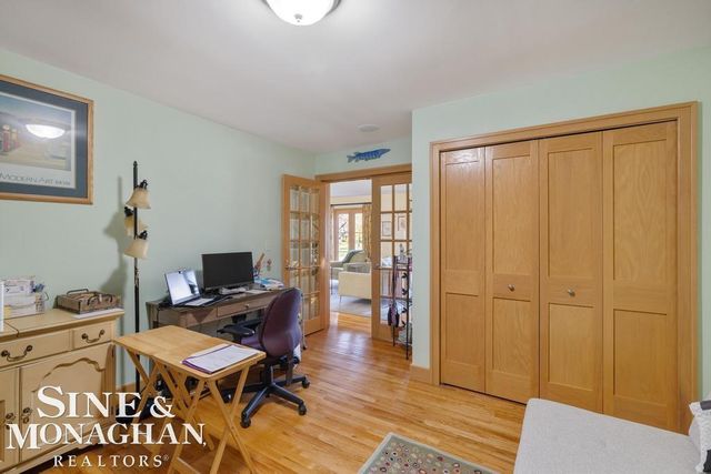 15808 -15810 Windmill Pointe Drive, Grosse Pointe Park, MI 48230