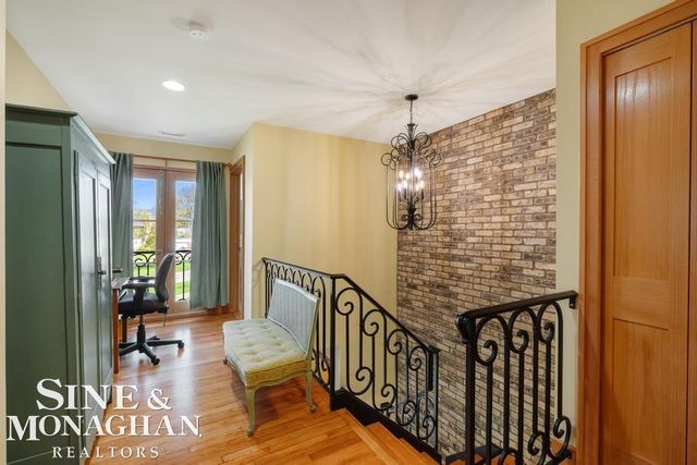 15808 -15810 Windmill Pointe Drive, Grosse Pointe Park, MI 48230
