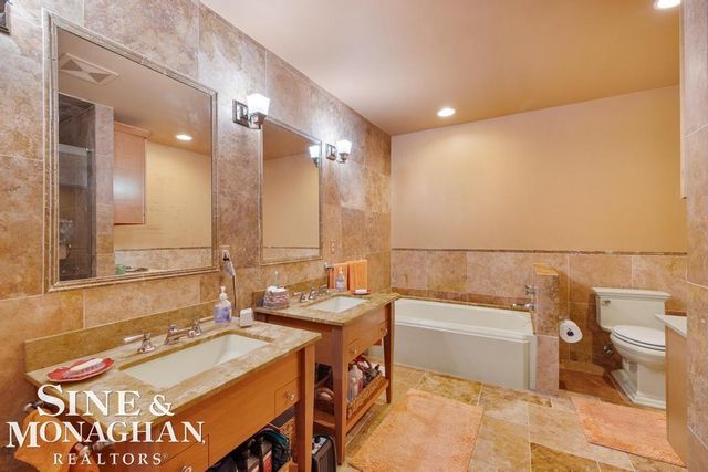 15808 -15810 Windmill Pointe Drive, Grosse Pointe Park, MI 48230