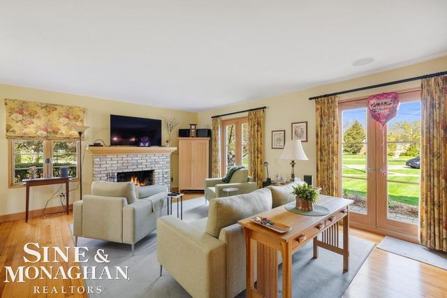 15808 -15810 Windmill Pointe Drive, Grosse Pointe Park, MI 48230