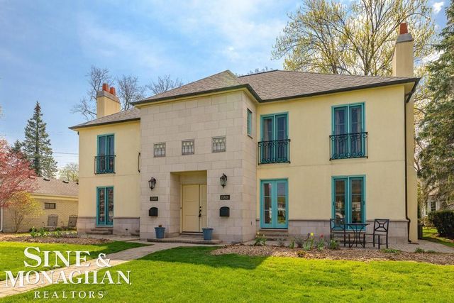15808 -15810 Windmill Pointe Drive, Grosse Pointe Park, MI 48230