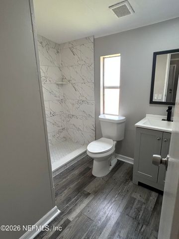8419 MCGLOTHLIN Street, Jacksonville, FL 32210