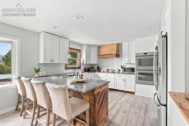 6326 Pulpit Rock Drive, Colorado Springs, CO 80918