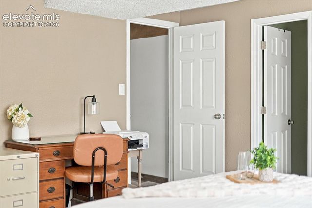 6326 Pulpit Rock Drive, Colorado Springs, CO 80918