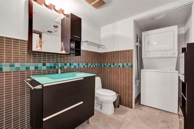 16699 Collins Ave 1605, Sunny Isles Beach, FL 33160