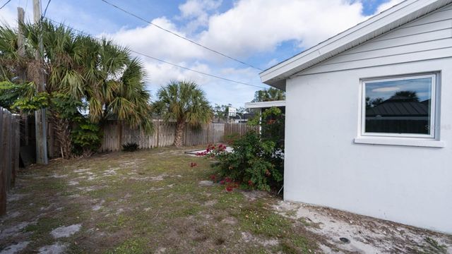 2237 MICHELE DRIVE, Sarasota, FL 34231