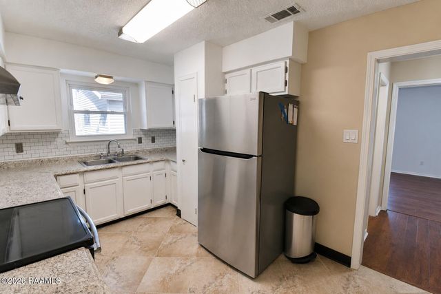 100 Teal Lane 58, Lafayette, LA 70507