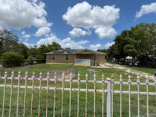 1243 GILLETTE BLVD, San Antonio, TX 78224