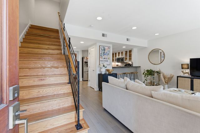 1032 9th Ave, N, Nashville, TN 37208