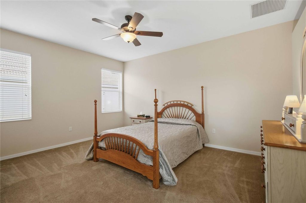 Image 14 of property listing at 236 GOLDEN HARBOUR TRAIL, Bradenton, FL 34212