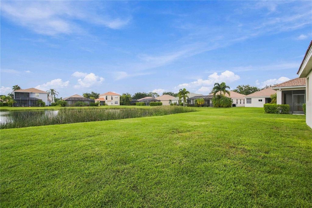 Image 31 of property listing at 236 GOLDEN HARBOUR TRAIL, Bradenton, FL 34212