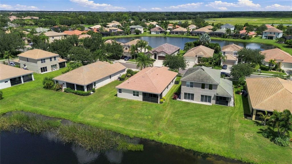 Image 37 of property listing at 236 GOLDEN HARBOUR TRAIL, Bradenton, FL 34212