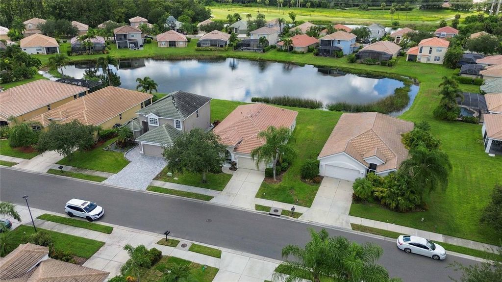 Image 40 of property listing at 236 GOLDEN HARBOUR TRAIL, Bradenton, FL 34212