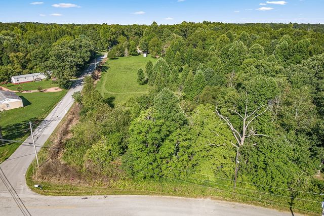 5445 Coal Bank Rd, Sparta, TN 38583